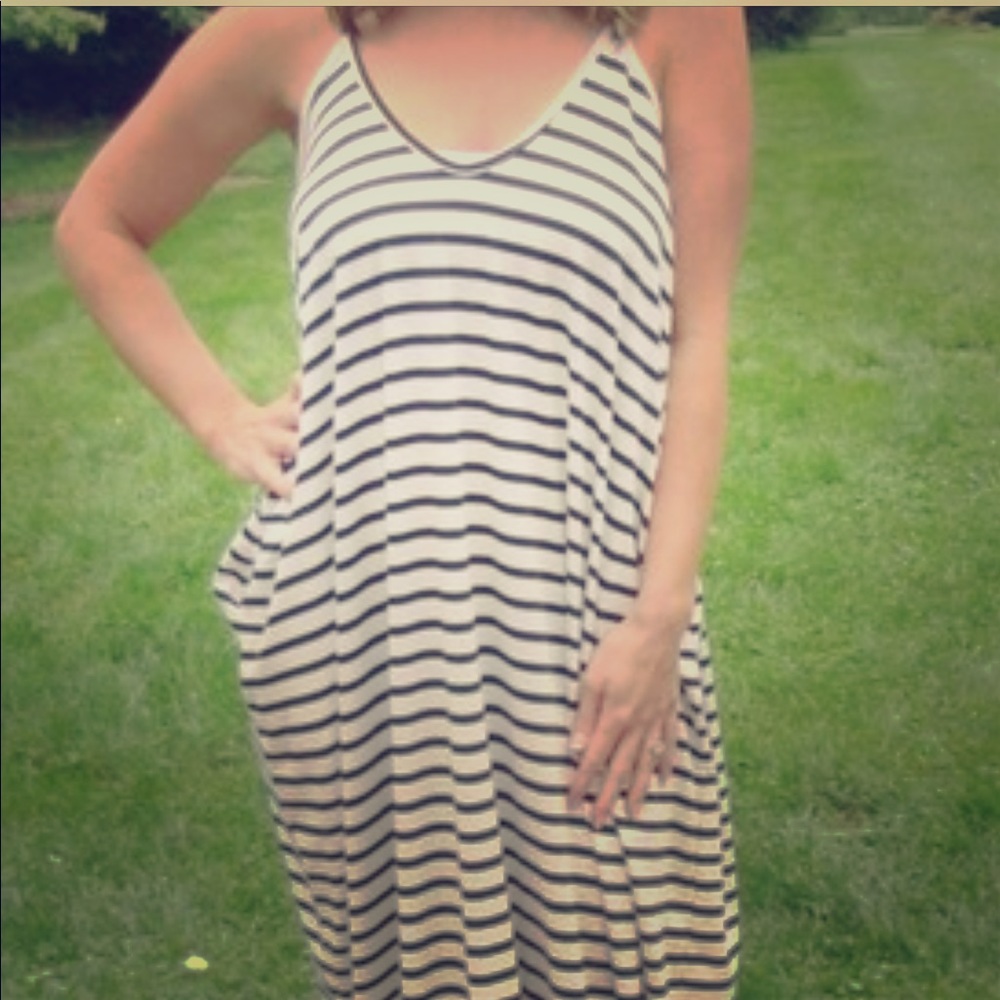 Cute and comfy Vanilla Bay maxi!